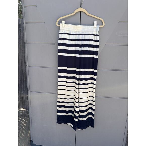 Cami NYC Wide Leg Pants White & Blue 100% Silk Shadow Stripe Sz M Nautical Prepp - Picture 5 of 16
